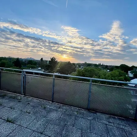 Duesseldorf Messe/Airport Penthouse 100Qm Terrasse Düsseldorf