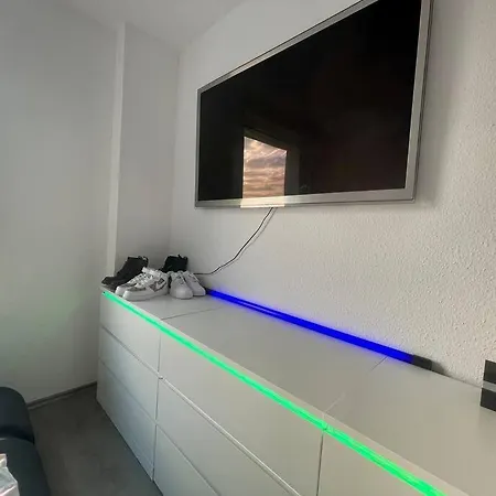 Duesseldorf Messe/Airport Penthouse 100Qm Terrasse Düsseldorf